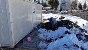 KASKİ, deprem bölgesindeki konteynerlerin su ve kanalizasyon altyapısını inşa ediyor