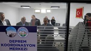 Kaymakam Dönmez ve Başkan Yalçın depremzedelerle bir araya geldi