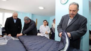 Kayseri'de üretilen uyku tulumları deprem bölgesine gönderiliyor