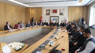 Kayseri Deprem Koordinasyon Merkezi Yardımları hızla devam ediyor