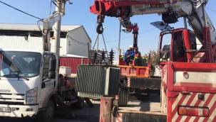 KCETAŞ, Kahramanmaraş'ta Yıkılan Enerji Hatlarını Onarıyor