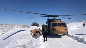 Kırsaldaki depremzedelere yardımlar "demir kanatlar"la ulaştırılıyor