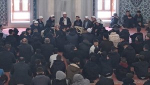 KKTC'de Türkiye'deki depremlerde hayatını kaybedenler için hatim duası yapıldı