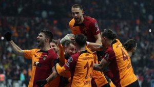 Lider Galatasaray rakip tanımıyor