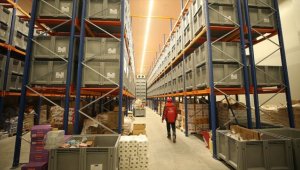 Malatya'da yardım malzemeleri "Gezici Sosyal Market tırları"yla depremzedelere ulaştırılıyor