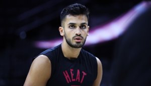 NBA'de oynayan Ömer Faruk Yurtseven'den depremzedeler için destek kampanyası