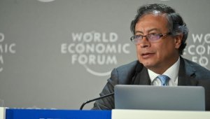 Peru Kongresi, Kolombiya Cumhurbaşkanı Petro'yu "istenmeyen kişi" ilan etti