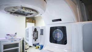 Radyoterapide "nokta atış"la küçük hacimli kanserlerde tümör tamamen yok edilebiliyor