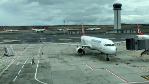 Sabiha Gökçen Havalimanı'ndaki uçuşlar olumsuz hava koşulları nedeniyle azaltılacak