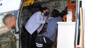 Şanlıurfa'da depremzedelere mobil sağlık hizmeti sunuluyor