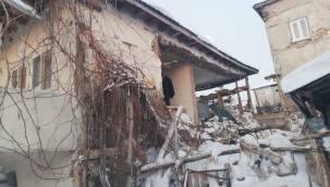 Sarız’da depremde yüzde 85’i hasar gören mahalle yardım bekliyor