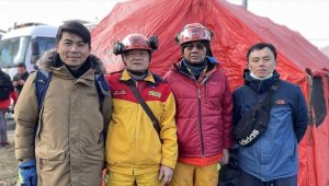 Tayvan ekibi 1999'da kendilerine arama kurtarma desteği veren Türkiye'ye yardıma geldi 