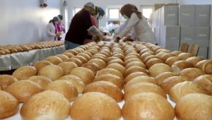 Trabzon'da okulda üretilen günlük 15 bin ekmek deprem bölgesine gönderiliyor