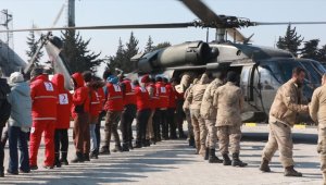 Türk Kızılaydan depremden etkilenen köylere gıda desteği