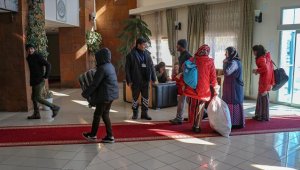 Van'da 8 bin 35 depremzede misafir ediliyor