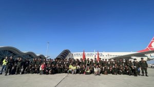 Vietnam arama kurtarma ekibi ülkesine döndü