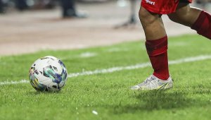 Yeni Malatyaspor'da 10 futbolcu başka takımlara transfer oldu