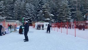Yıldıztepe Kayak Merkezi'nde yarıyıl tatilinin son gününde yoğunluk yaşandı