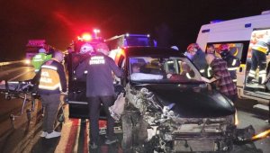 Anadolu Otoyolu'nun Düzce kesiminde zincirleme kazada 2 kişi öldü, 7 kişi yaralandı