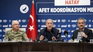 Bakan Akar: Devletimiz burada dimdik ayakta ve hiçbir vatandaşımız yalnız değil