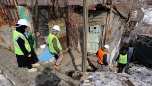 Bingöl'de riskli yapıları belirlemek için 98 gönüllü mühendis ve mimar sahada