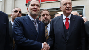 Cumhurbaşkanı Erdoğan, Yeniden Refah Partisi Genel Başkanı Erbakan'ı ziyaret etti 