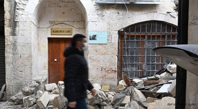 "Deprem terazileri"nin olduğu tarihi cami de "asrın felaketi"ne dayanamadı
