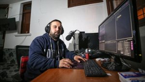 Depremlerde "sesi kesilen" radyo, Hatay için yeniden yayına başladı