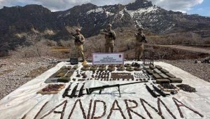 "Eren Abluka Sonbahar Kış- 26 Operasyonu"nda çok sayıda mühimmat ele geçirildi
