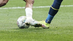 Fenerbahçe-Beşiktaş derbisinde siyah-beyazlı taraftarlar stada alınmayacak 