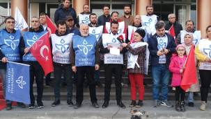 Hürriyetçi Eğitim Sen, eğitim çalışanlarına promosyon verilmemesini protesto etti