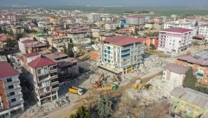 İslahiye'de acil yıkım kararı alınan binaların yüzde 60'ının yıkımı tamamlandı