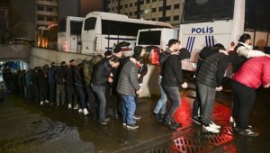 İstanbul'da düzenlenen "Kökünü Kurutma Operasyonu"nda yakalanan 161 zanlı adliyeye sevk edildi