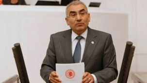 İYİ Partili Ayhan Altıntaş önce istifa etti sonra geri aldı