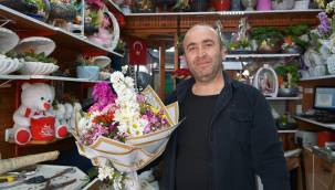 Kayseri'de Kadınlar Gününde çiçekçilerde yoğunluk 