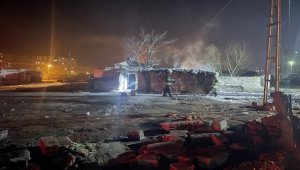 Kayseri'de müstakil evin kömürlüğünde çıkan yangın hasara neden oldu