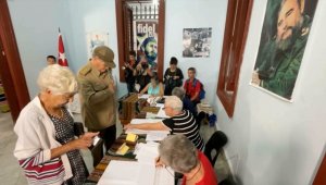 Küba'da halk milletvekili seçimi için oy kullandı