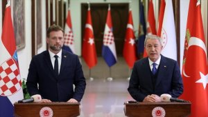 Milli Savunma Bakanı Akar, Hırvat mevkidaşı Banozic ile görüştü