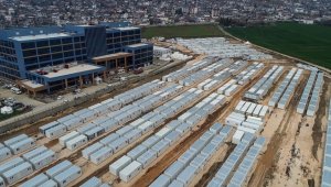 Pazarcık'ta depremzedeler konteyner kente yerleştirilmeye başlandı