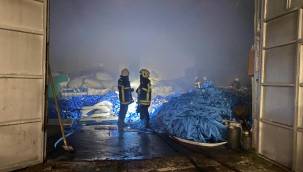 Plastik ambalaj fabrikasında yangın çıktı