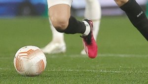 Sevilla, La Liga'da üç hafta sonra kazandı