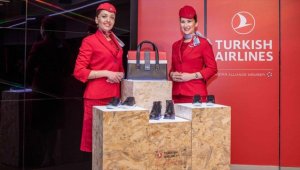 THY kabin memurlarının çantaları depremzede çocuklara bot oldu