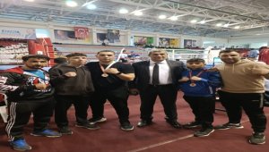 Türkiye Muaythai Şampiyonası'nda Kayserili sporcular 10 altın madalya kazandı