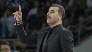 7Days Avrupa Kupası'nda yılın başantrenörü Erdem Can oldu