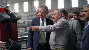 AK Parti Milletvekili adayı Çopuroğlu, seçim çalışmalarını sürdürüyor