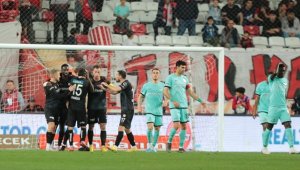 Antalyaspor sahasında 5 hafta sonra kaybetti