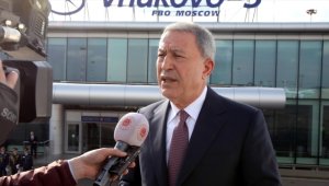 Bakan Akar: Bir an önce terör belasından kurtulmak, bölgeye barış ve huzurun gelmesi için gayret gösteriyoruz