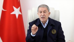Bakan Akar: Pazar günü Arifiye'de üretilen ilk milli muharebe tankımız Altay'ı alacağız