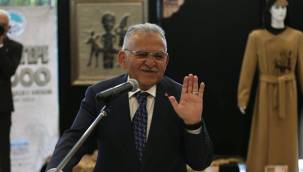 Başkan Büyükkılıç, ‘Kültepe 6000’ Ticaretin Başkenti Kayseri KAYMEK Sanat Sergisi’ni açtı