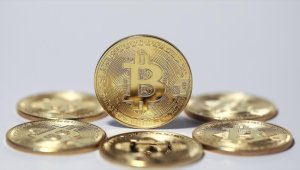 Bitcoin'in fiyatı 10 ay sonra yeniden 30 bin doları aştı